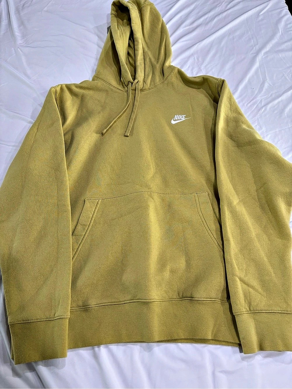 Nike Sportswear Club Fleece Pullover Hoodie Green Large